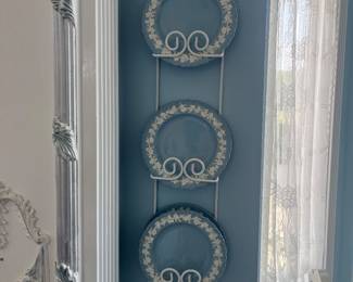 Wedgwood plates 