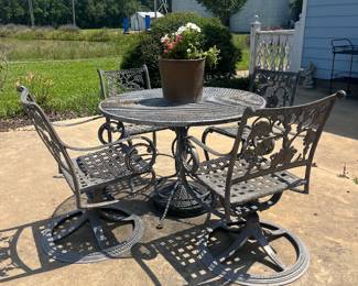Aluminum patio set 