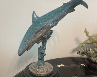 Shark sculpture 