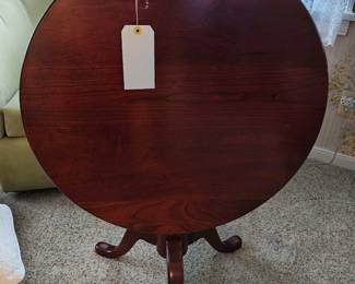 25" Pennsylvania House solid cherry tilt-top table