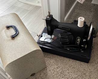 Vintage Commander portable sewing machine