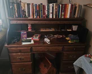 Roll top desk
