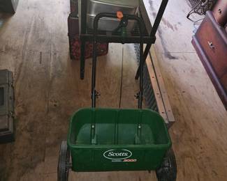 Scotts Spreader