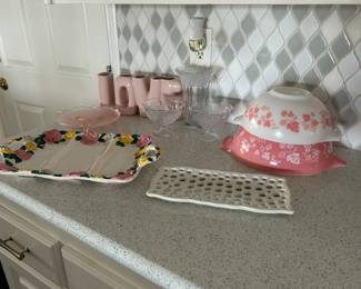 Pyrex Gooseberry. 