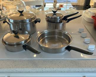 Vintage Wonder Ware pots and pans. 
