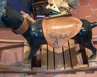 Children's riding horse 