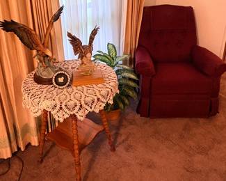 Twisted legs Oak Lamp table