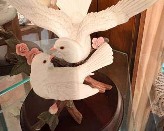 Pair of Doves Figurine