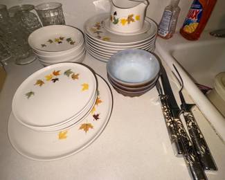 Franciscan Leaves Dishes 