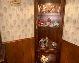 Lighted Curio Jasper Cabinet 