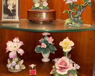 Humming birds and Flowers Figurines 