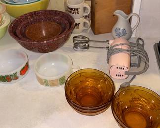 Amber bowls with Fish