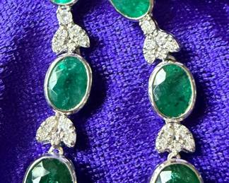 Pair of emerald earrings