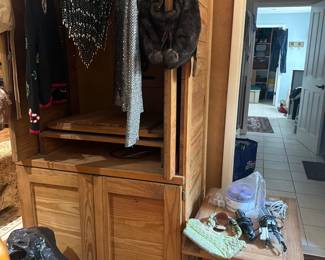 Clothes/Furniture