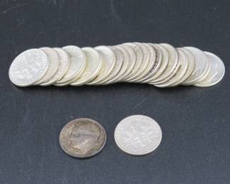 Lot 284. 25 silver Roosevelt dimes
