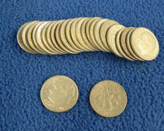 Lot 41. 25 Silver Roosevelt dimes