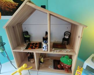 Dollhouse and Accessories