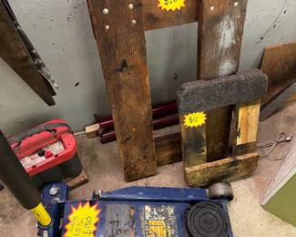 Napa 3.5 Ton Floor Jack, Moving Dollies