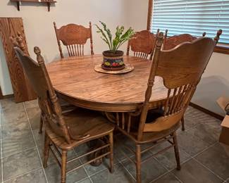 Vintage Solid Oak Pedestal Dining Table With 8 Chairs and Two Inserts