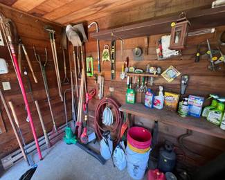Garden Tools, Yard Tools, Shovels, Clippers, Blower