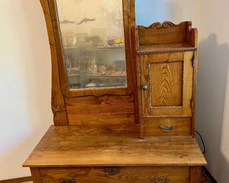 Antique American Oak "Side-by-Side" Hat Box Dresser/Gentleman's Dresser