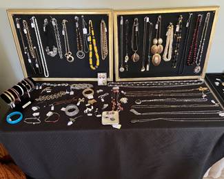 Mix of Antique, Vintage, Mido-Century Modern & Current Jewelry