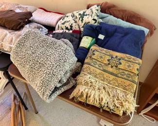 blankets, table cloths