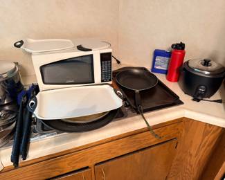 Small appliances, microwave, pan, bake sheets