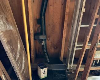 Trailer hitch and ball, and electrical kit