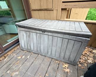 Deck Box