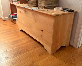 Large pine trunk/toy chest