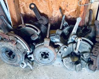 Pipe threading Tools