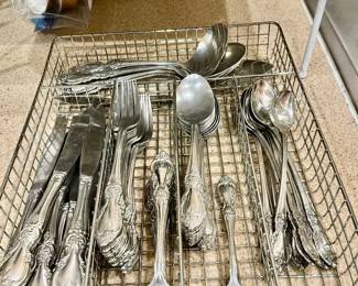 Oneida Louisiana Flatware