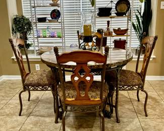 Breakfast set with four chairs