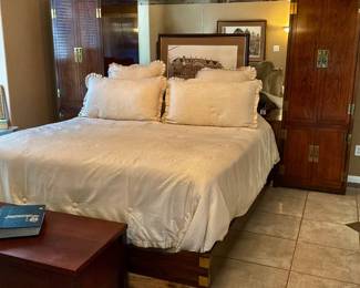 Henredon bedroom set -king mattress Bedspread and pillows for sale