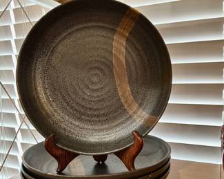 Stoneware Pottery Plates