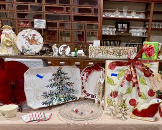 CHRISTMAS DECOR-PLATTERS FROM WILLIAM SONOMA & NEIMAN MARCUS