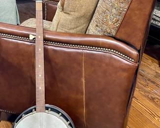 VINTAGE BANJO