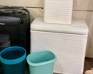 WICKER HAMPERS