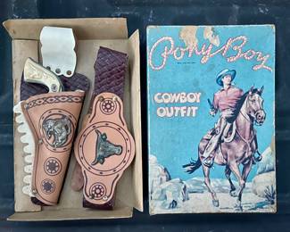VINTAGE PONY BOY TOY GUN WITH HOLSTER IN ORIGINAL BOX