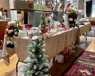 CHRISTMAS DECOR