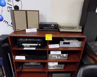 Advent Model 300 receiver, Pioneer PL-518