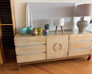 Fabulous vintage Asian inspired dresser/sideboard