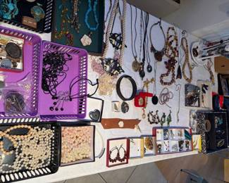 Costume jewelry no gold.