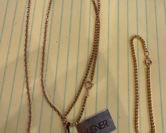 Sarah Cov and Lisner Pieces $8.00