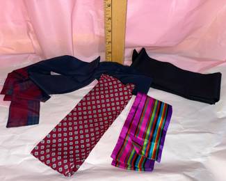 Thin Scarves $6.00