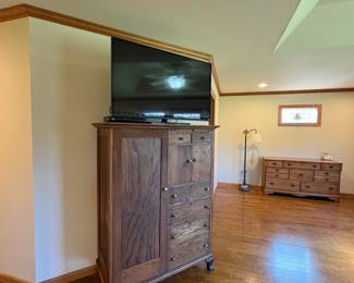 wardrobe, TV, dresser, lamp