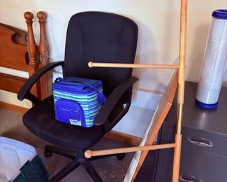 desk chair