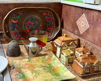VINTAGE 3 PIECE KEELE STREET POTTERY COTTAGE WARE ENGLISH TEA SET, TRAYS AND HONEY SERVER