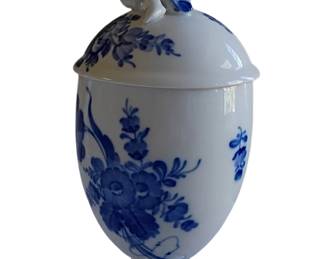 043 Royal Copenhagen Blue Flower Lidded VaseUrn
